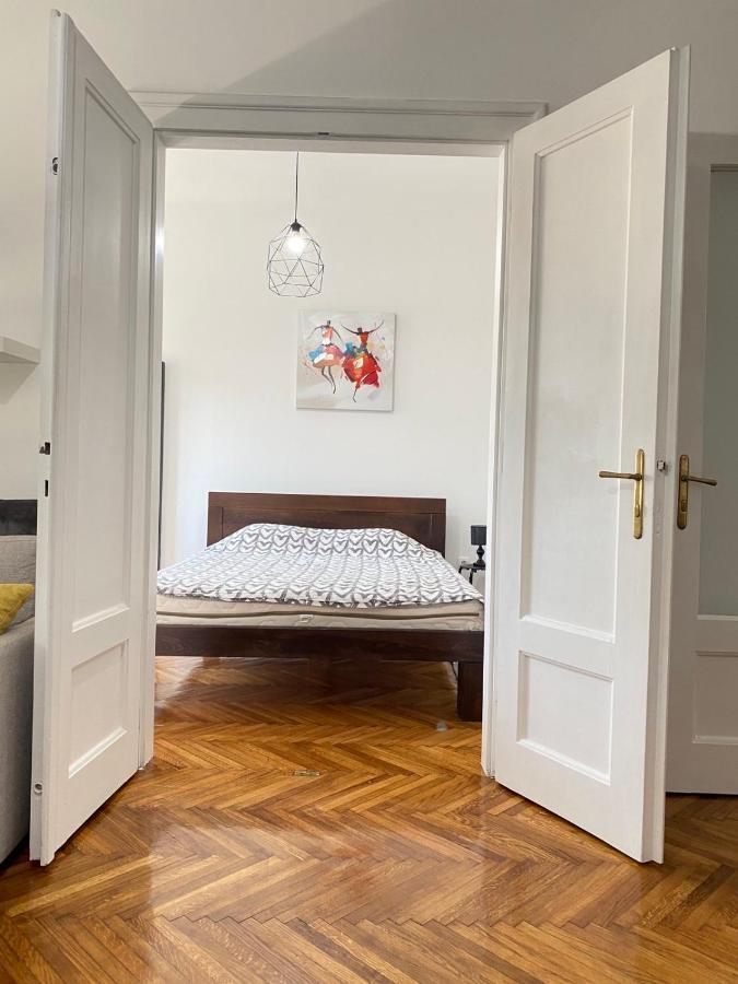 Apartament Enjoy Kalenic Belgrad Zewnętrze zdjęcie