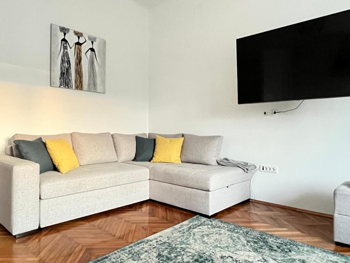 Apartament Enjoy Kalenic Belgrad Zewnętrze zdjęcie